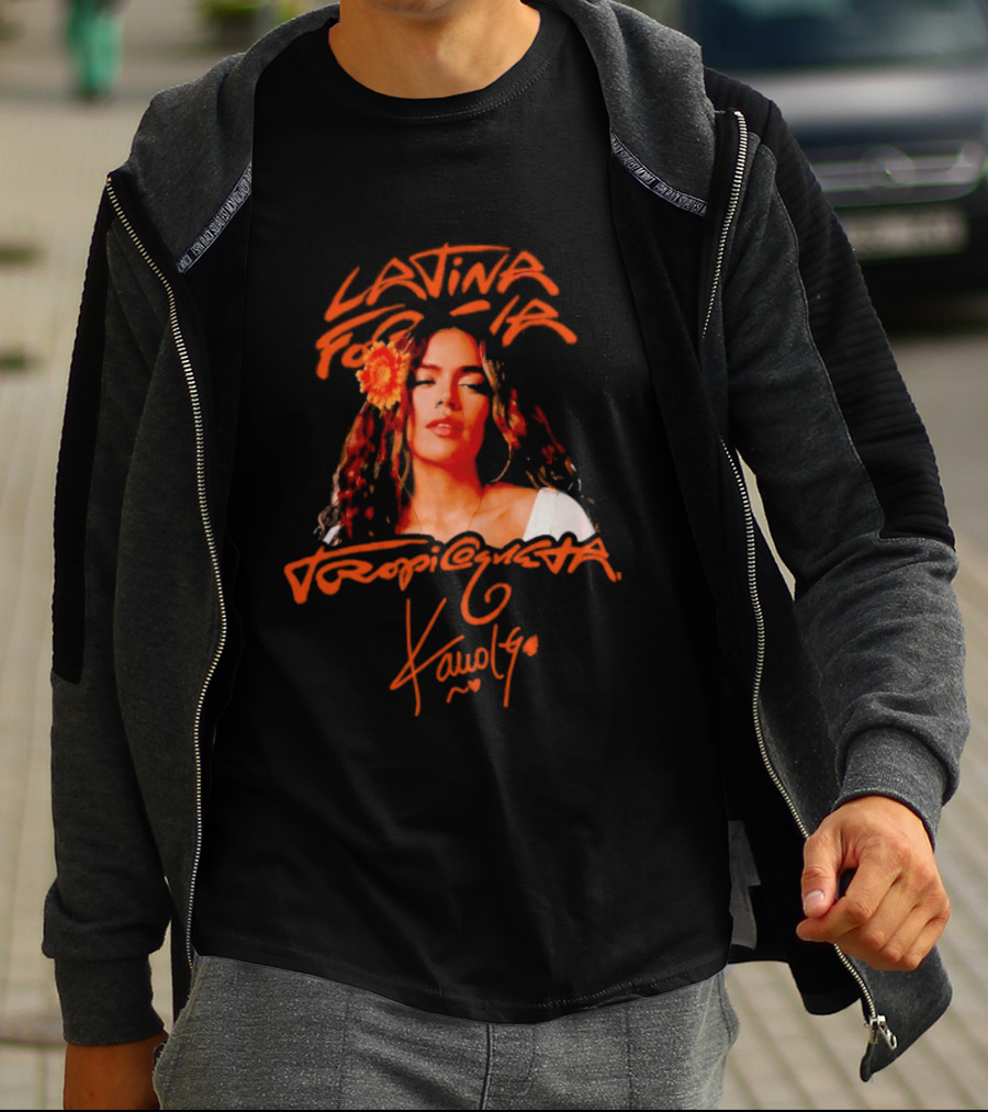 Latina Por El Mundo Tropiquesa Karol G T-Shirt
