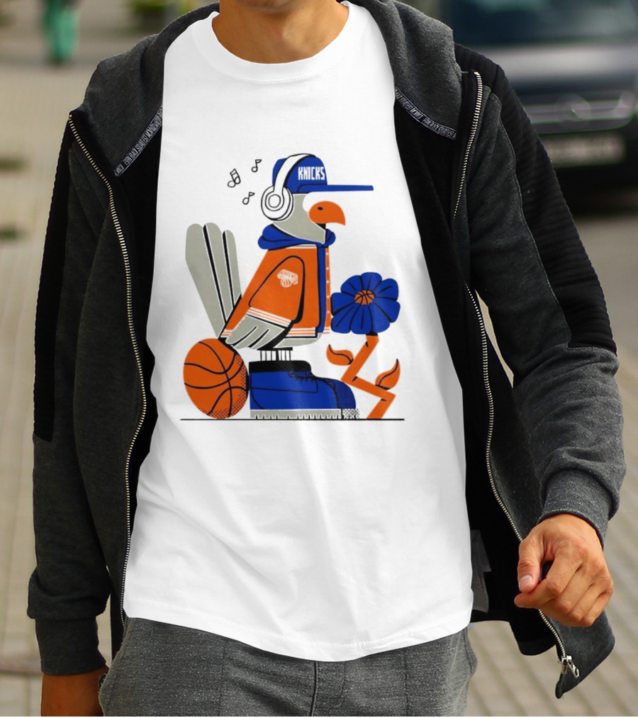 New York Knicks Go Go Go Bird With Cap And Basketball T-Shirt