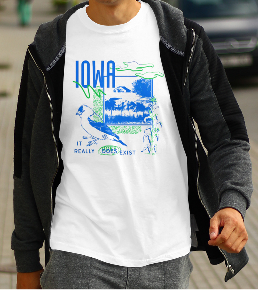 Iowa It Really Does Exist 90s Style Scenic Landscape Bird And Cornfield T-Shirt