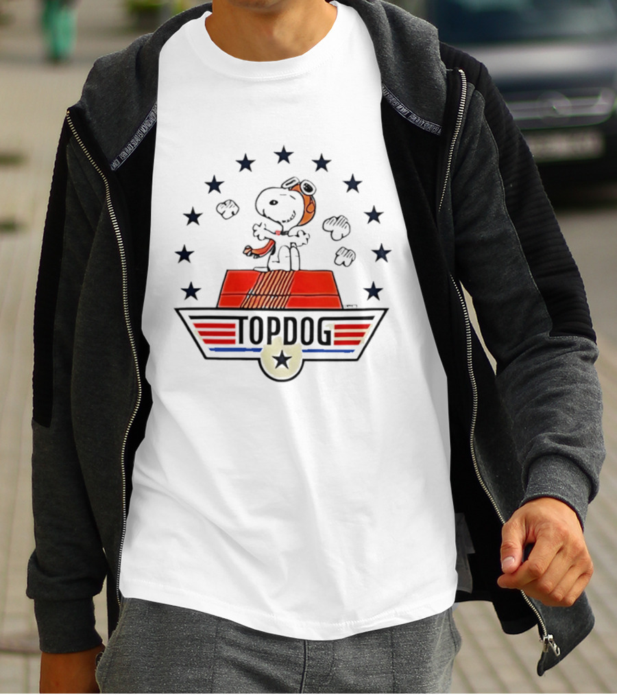 Snoopy Top Dog Stars Aviator Scarf And Goggles T-Shirt