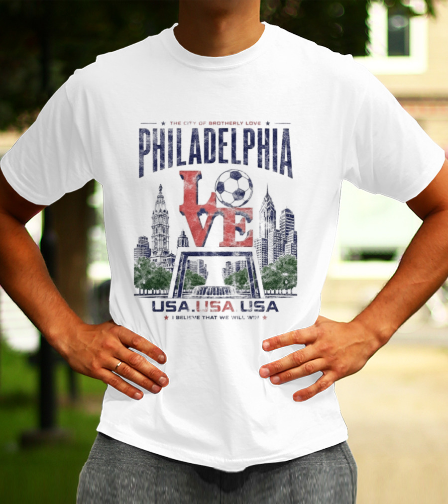 Philadelphia Pennsylvania Love Soccer Skyline USA Patriotic Distressed T-Shirt