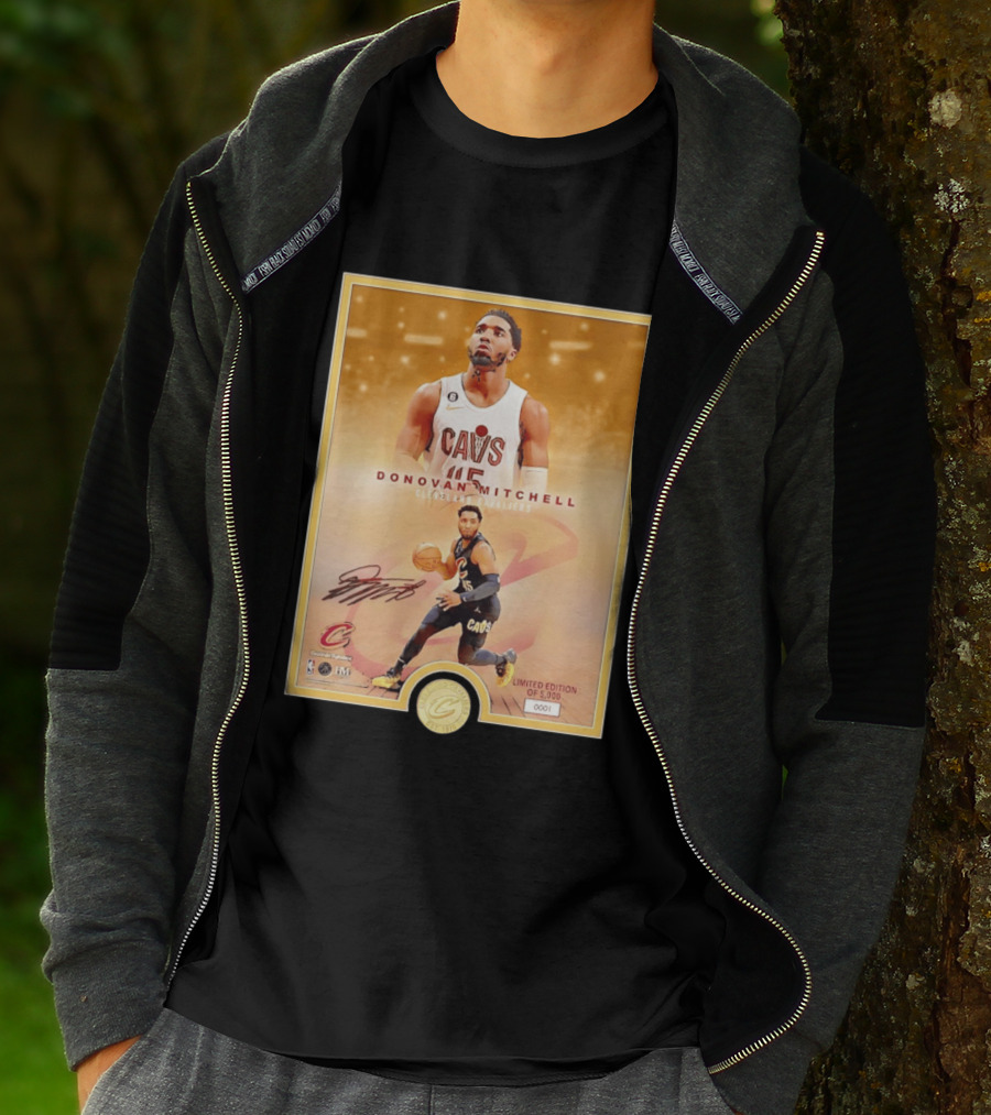 Donovan Mitchell Cleveland Cavaliers Limited Edition Bronze Coin Photo Mint T-Shirt