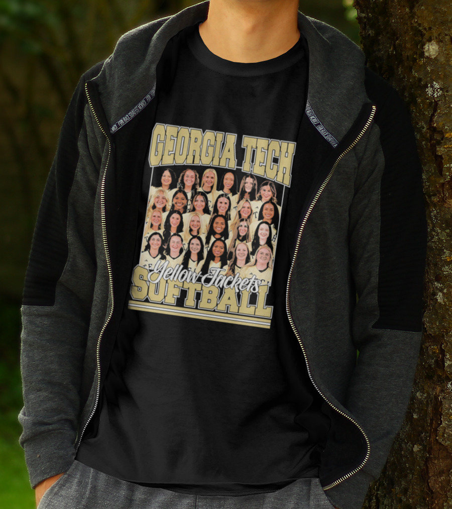 Georgia Tech Yellow Jackets Softball Women's Team Photo T-Shirt