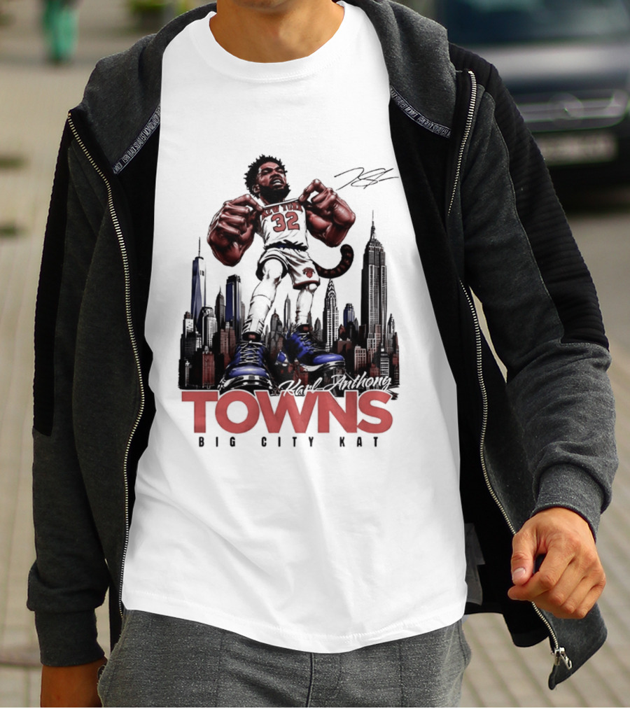 Karl Anthony Towns 32 Big City Kat NYC Skyline T-Shirt