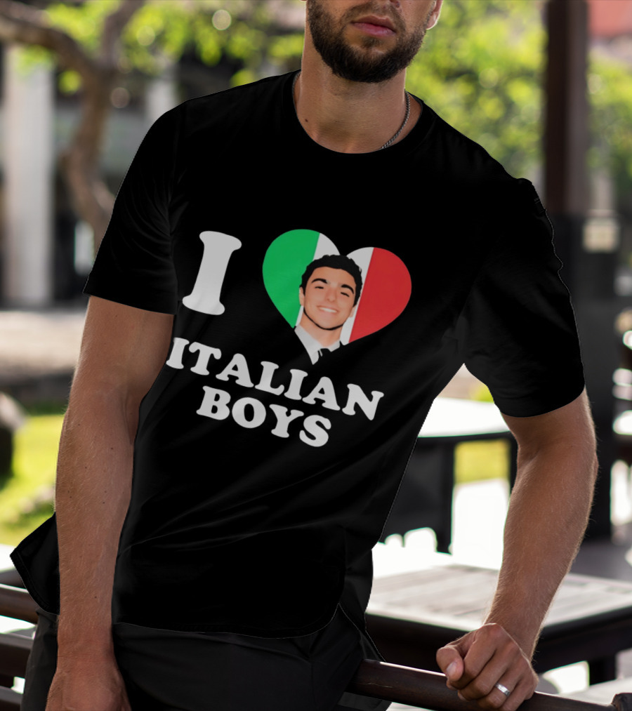 I Love Italian Boys Luigi Mangione Heart Flag T-Shirt