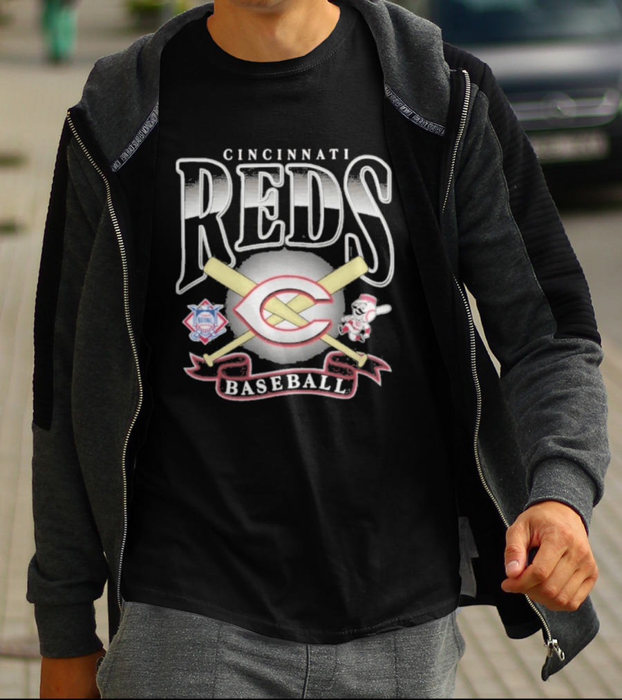 Cincinnati Reds Baseball Crossed Bats Mascot Chrometown Collection T-Shirt