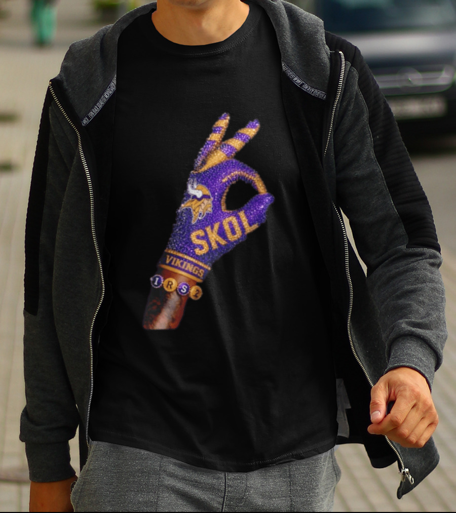 Minnesota Vikings Skol Isaiah Rodgers Iceman Glove T-Shirt