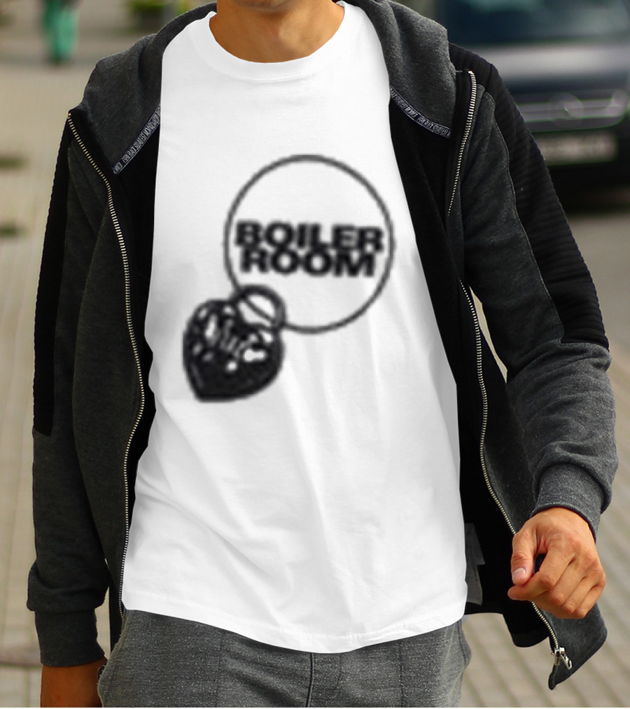 Paris Lovers Boiler Room Heart Lock T-Shirt