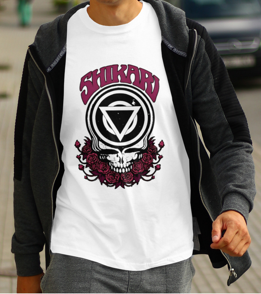 Shikari Triangle Skull Roses T-Shirt