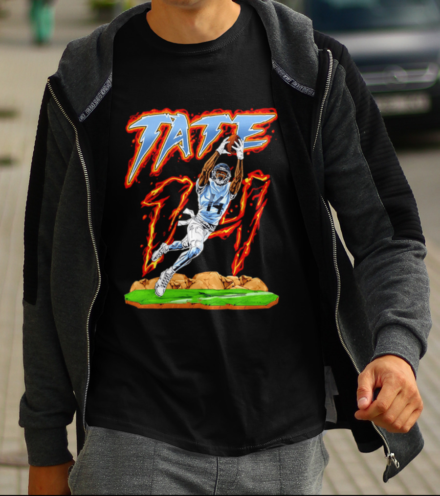 Tennessee Titans Carnell Tate Hand Drawn 17 Football T-Shirt