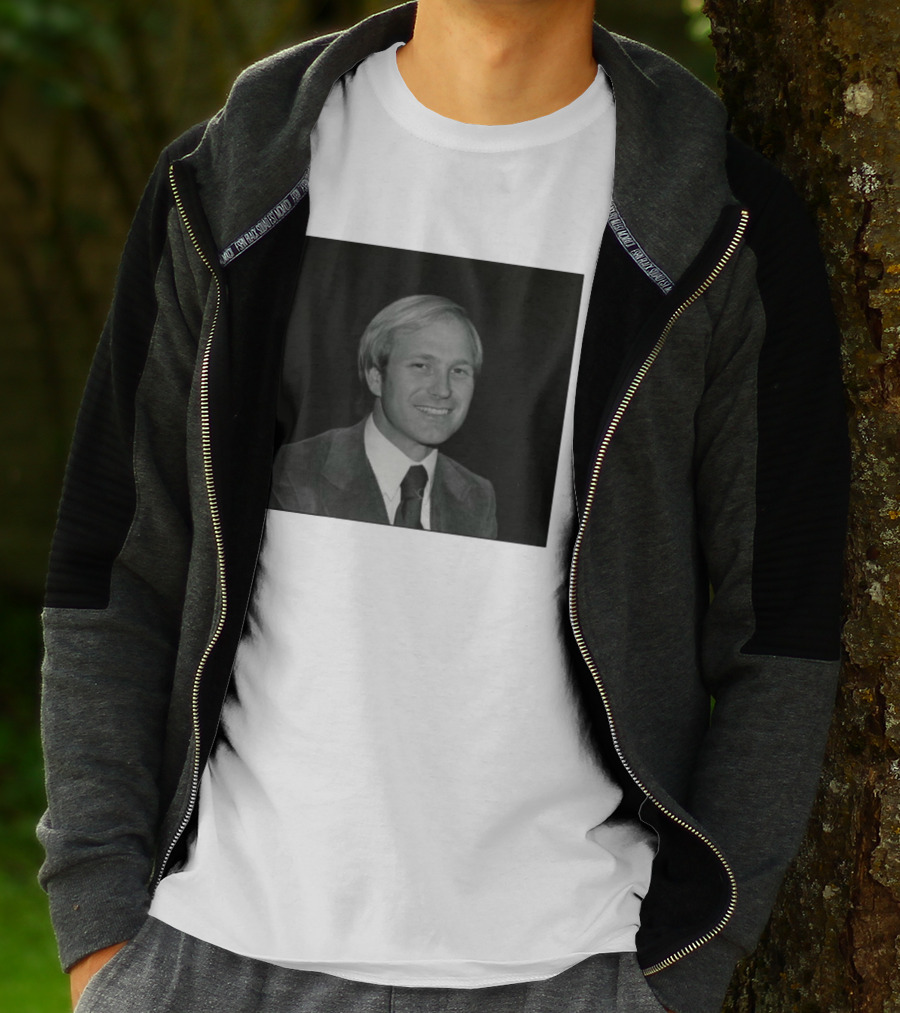 Larry King Ex Husband Of Billie Jean King Women's Pro Tennis Growth 81 T-Shirt