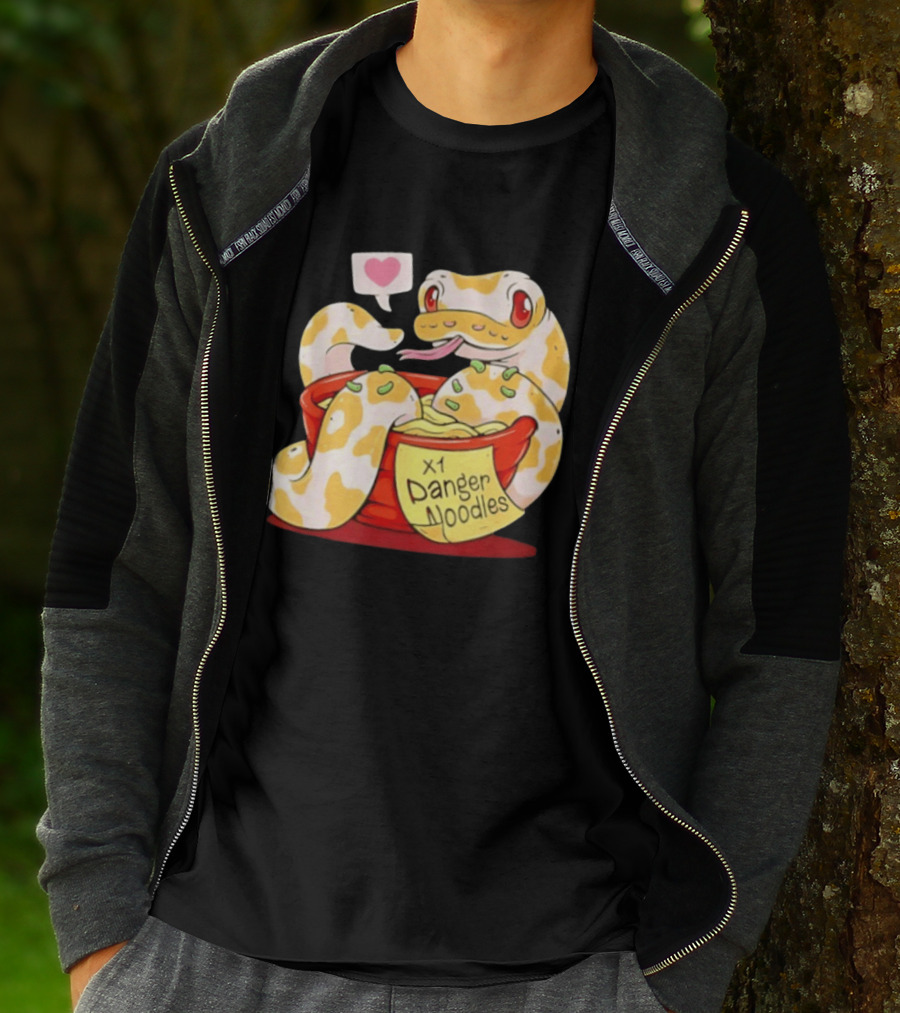 Snake Love X1 Danger Noodles Cartoon Cute Snake With Heart Speech Bubble T-Shirt