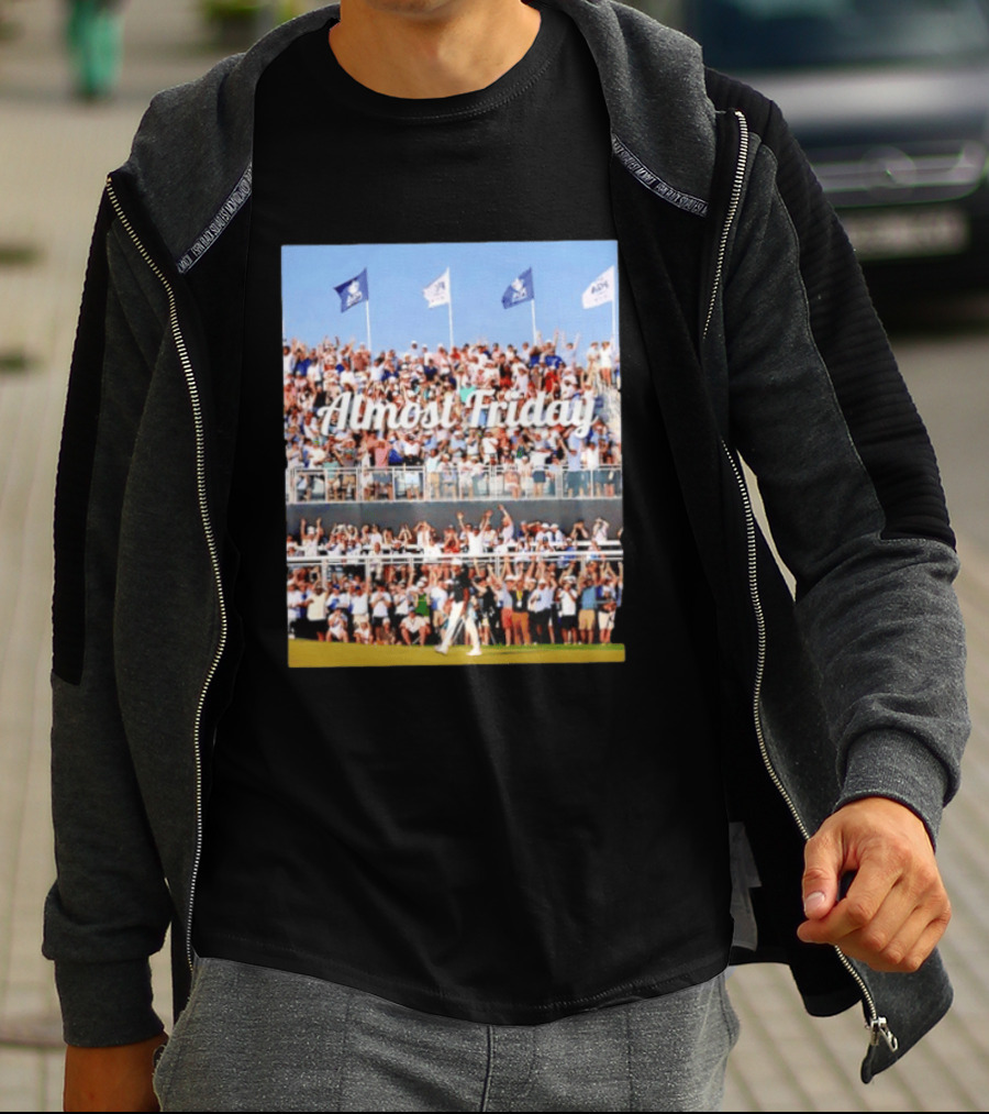 Almost Friday Aaron Rai Sinks 68 Foot Birdie Putt Crowd Celebration T-Shirt
