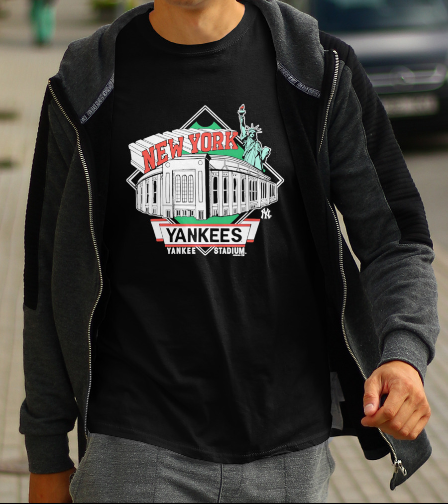 New York Yankees Yankee Stadium Facade Statue Of Liberty T-Shirt