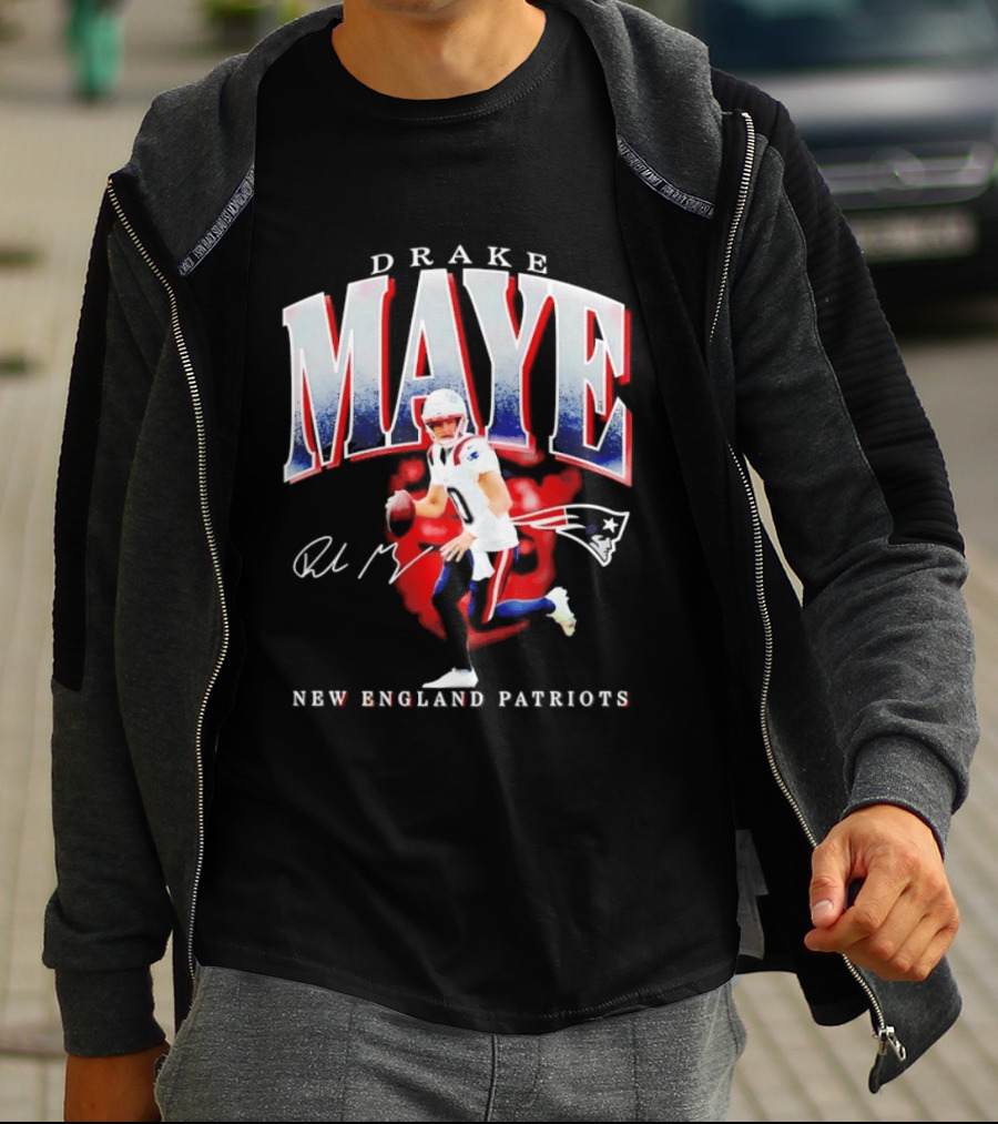 Drake Maye Quarterback New England Patriots T-Shirt