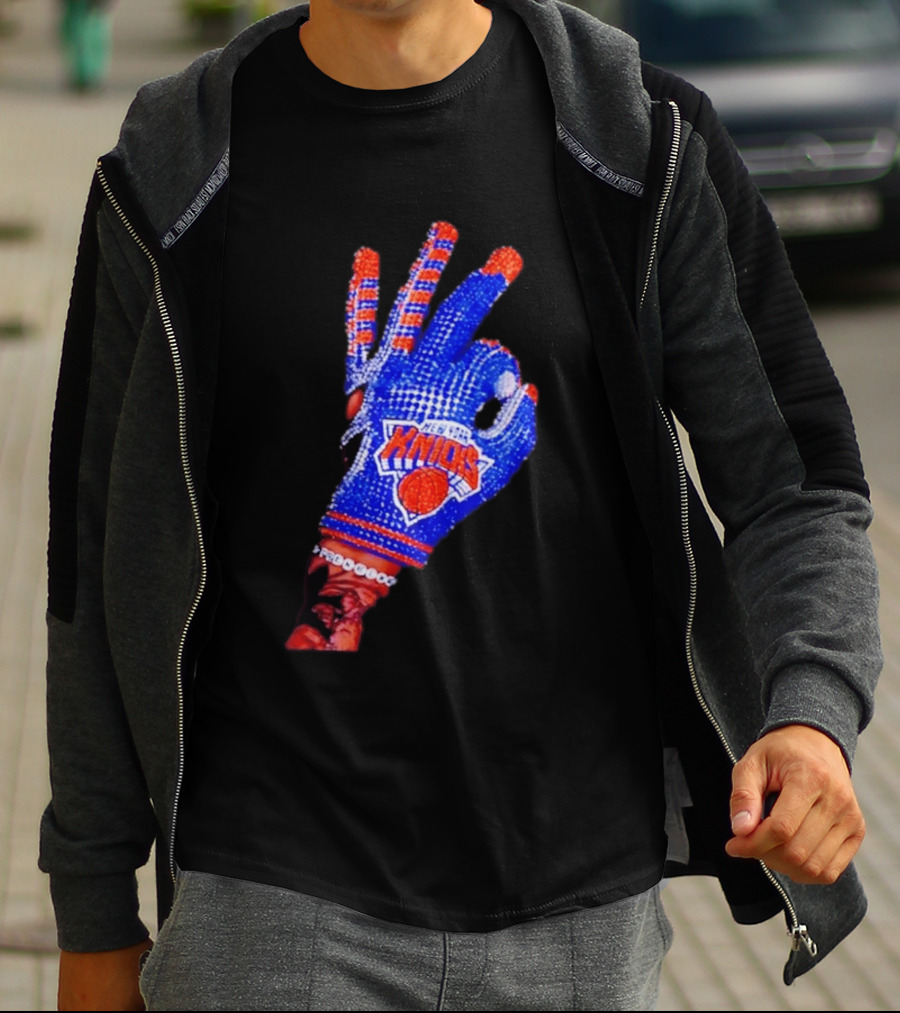 New York Knicks NBA Frenchoo Basketball Fan Glove T-Shirt