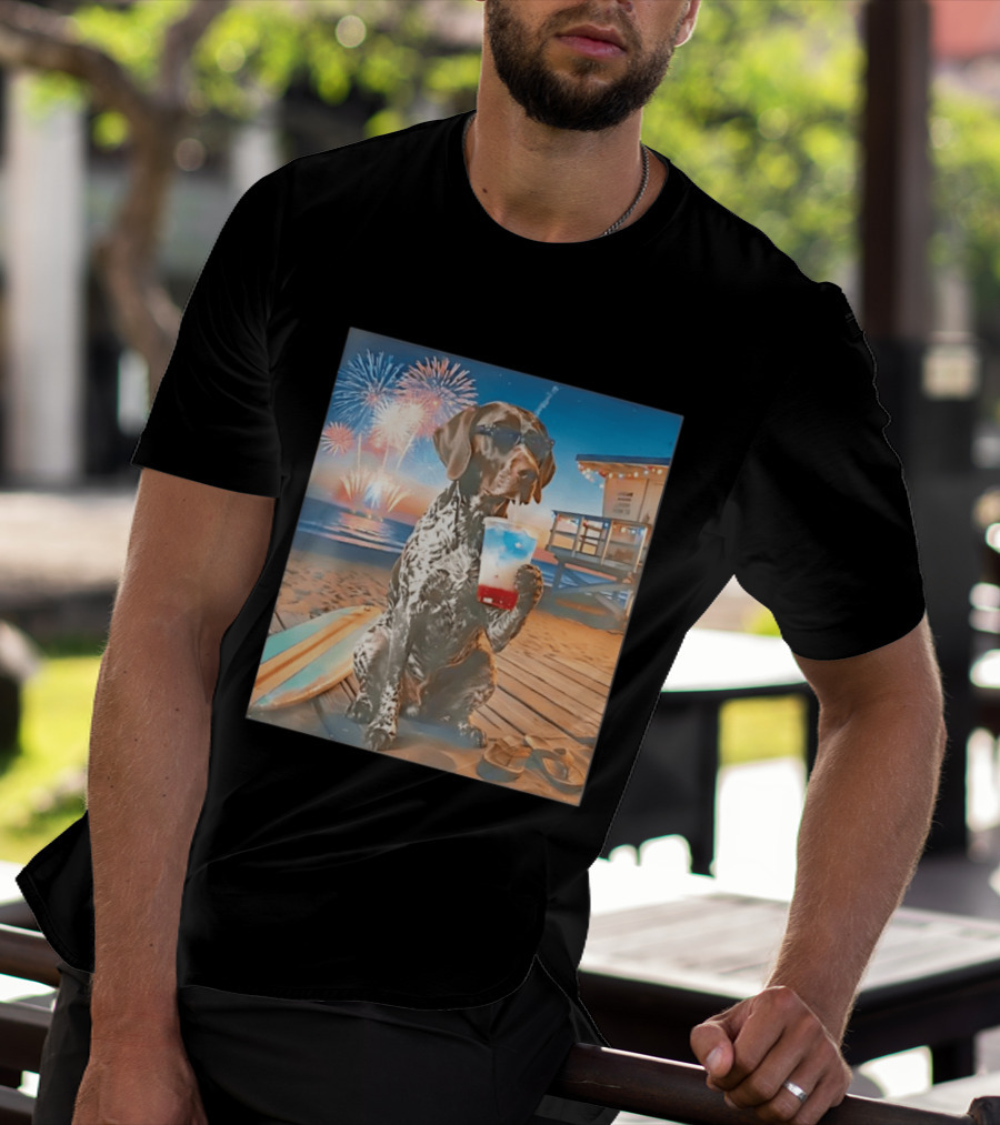 German Shorthaired Pointer Fourth Of July Fireworks Beach Party Surfboard Scene T-Shirt