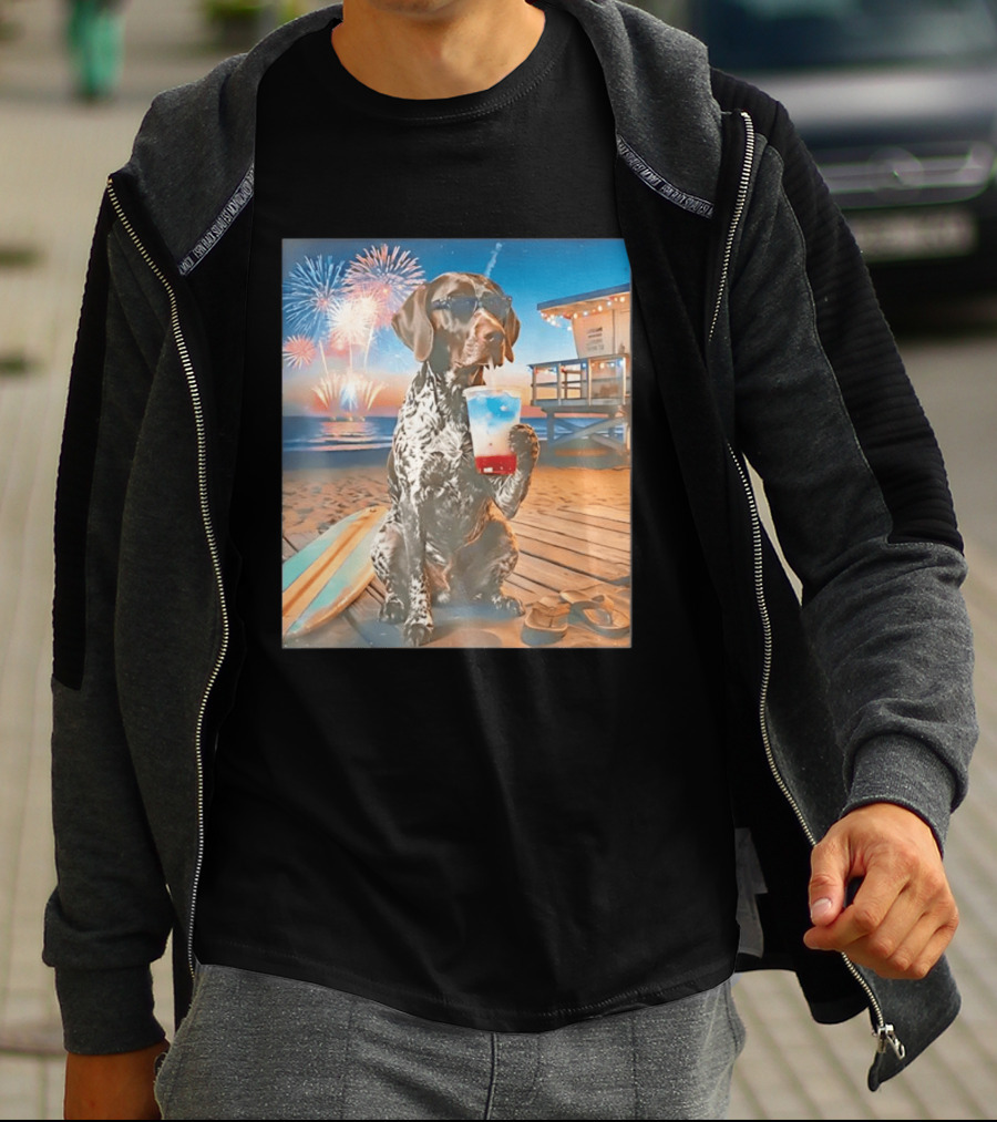 German Shorthaired Pointer Fourth Of July Fireworks Beach Party Surfboard Scene T-Shirt