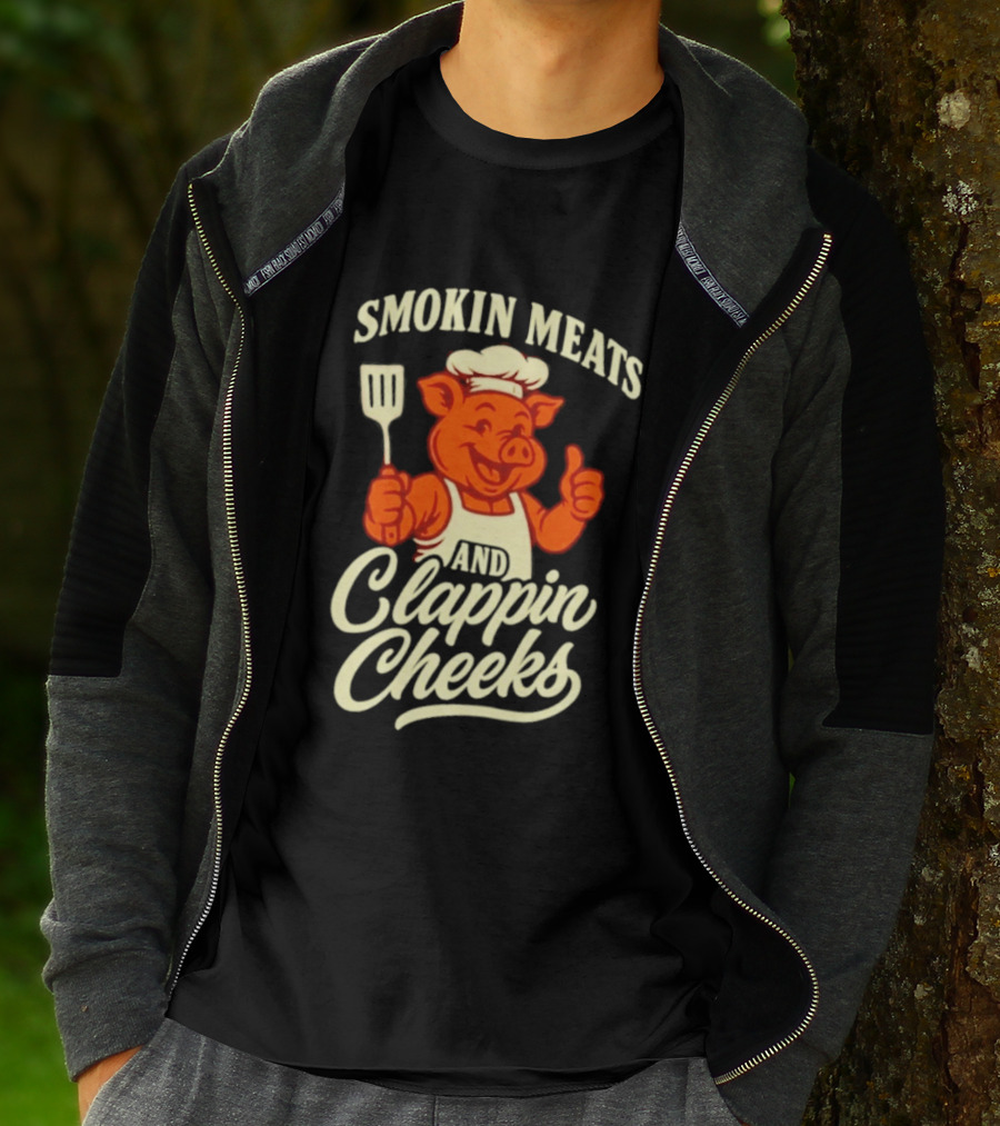 Smokin Meats And Clappin Cheeks Pig Chef Thumbs Up BBQ T-Shirt