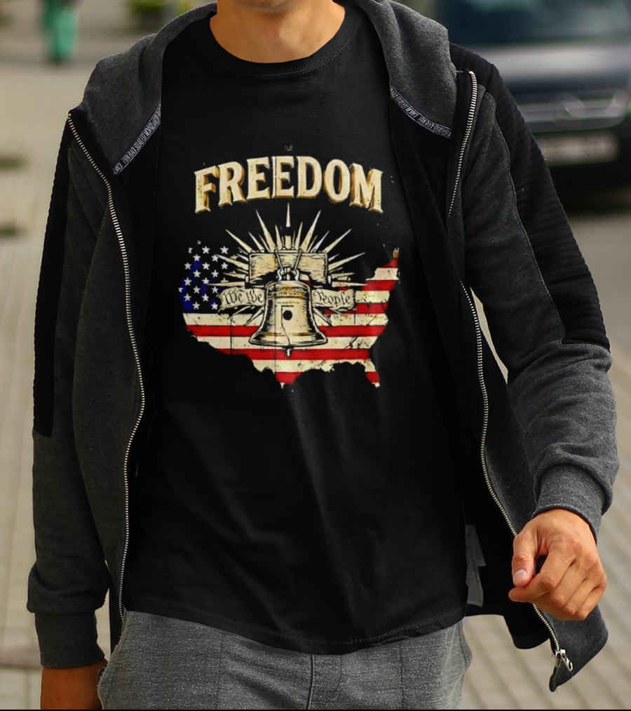 Freedom Liberty Bell American Flag Map United States Vintage Patriotic T-Shirt