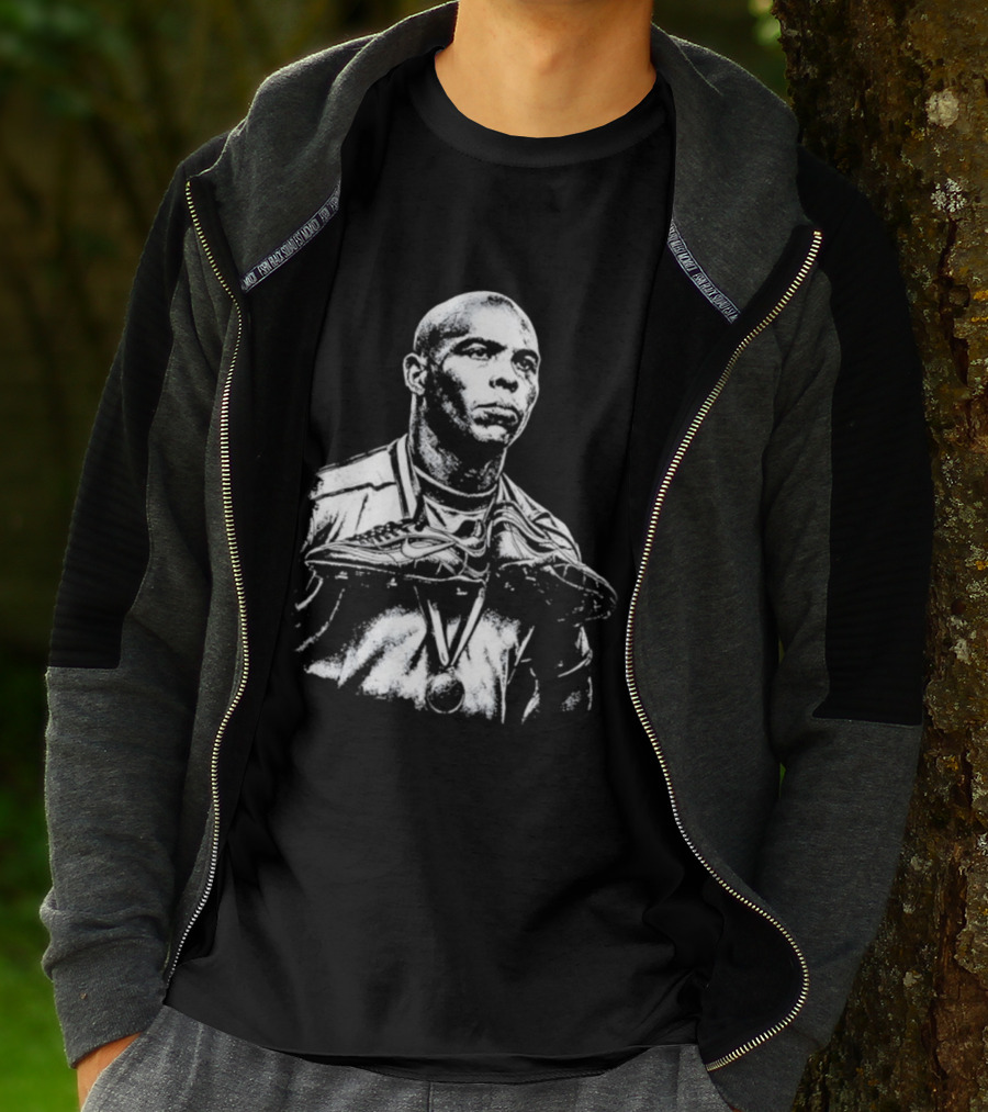 Ronaldo Fenomeno Nike Soccer Cleats Golden Medal Iconic Image T-Shirt