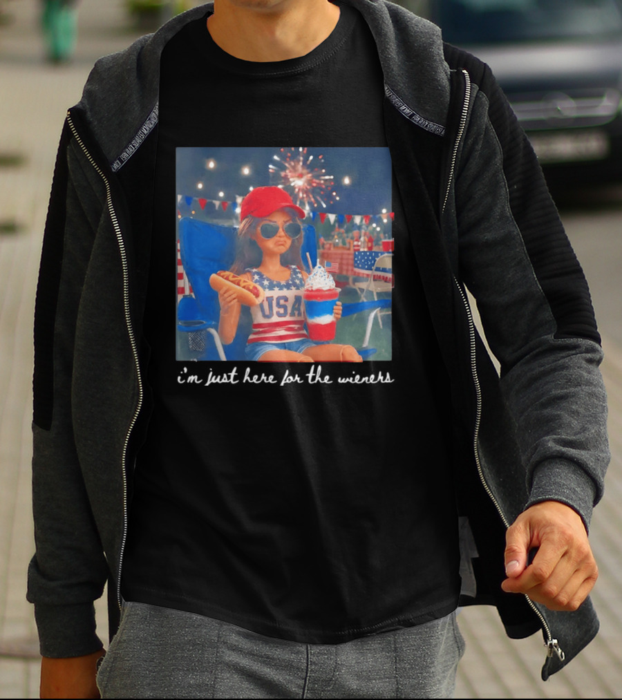 USA Barbie Doll I'm Just Here For The Wieners 4th Of July Celebration 2026 T-Shirt