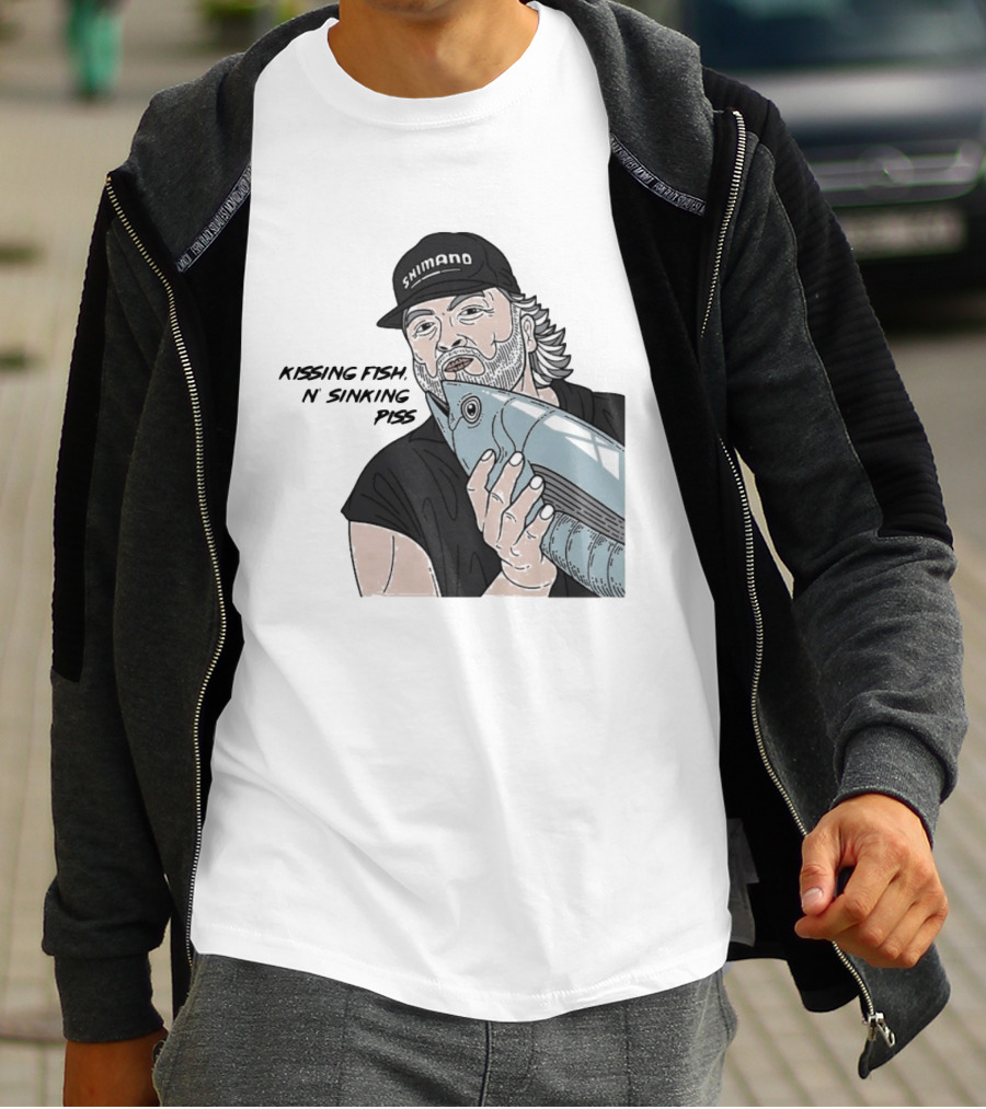 Kissing Fish N Sinking Piss Shimano Cap Beard Fisherman T-Shirt