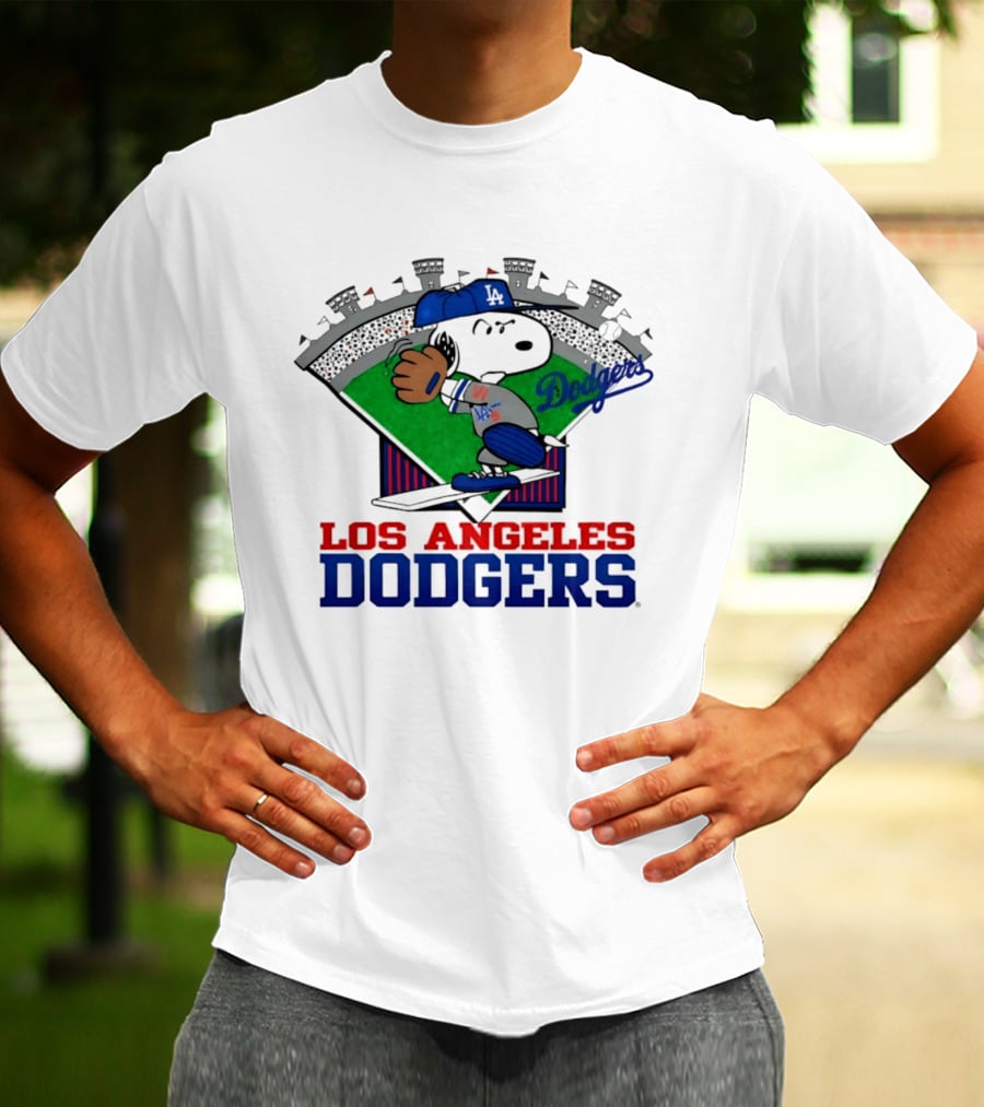 Los Angeles Dodgers Snoopy Peanuts Baseball Swing Stadium T-Shirt