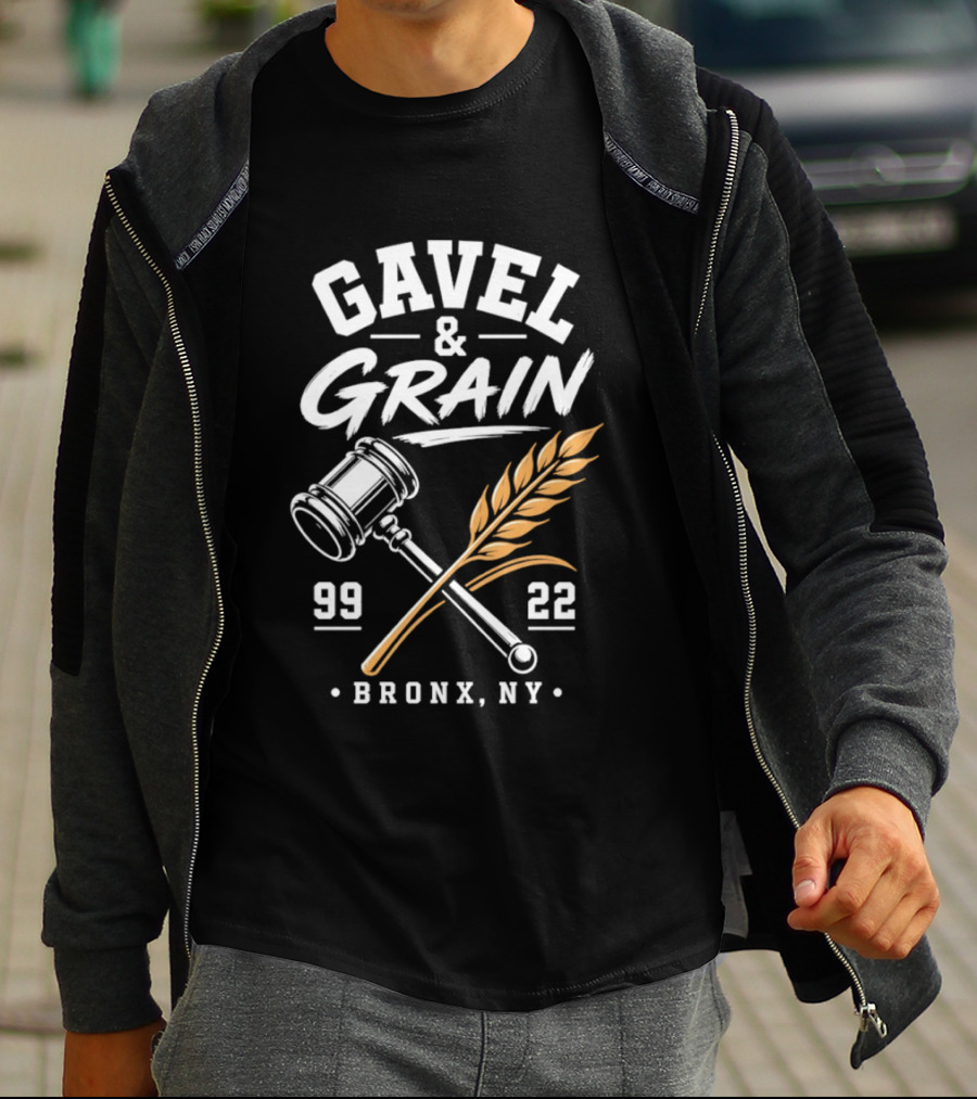 Gavel & Grain 99 22 Bronx NY Judge's Gavel And Wheat T-Shirt