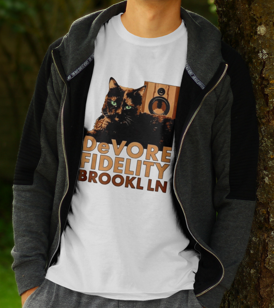 DeVore Fidelity Brooklyn Cat Speaker T-Shirt