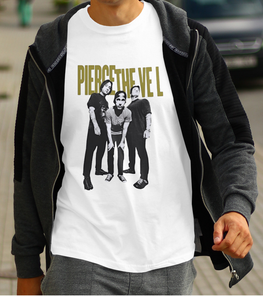 Pierce The Veil Band Vic Fuentes Tony Perry Jaime Preciado Music Fan T-Shirt