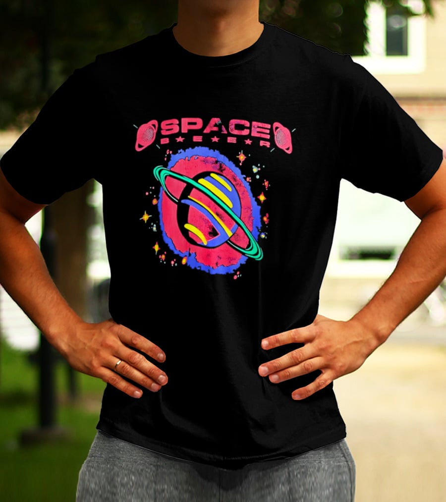 Space Baer Saturn Planet Cosmic Stars Aesthetic Universe 2026 T-Shirt