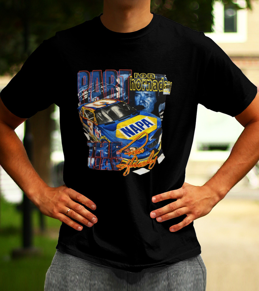 Rare 2000 NASCAR Ron Hornaday NAPA Part The Way Racing 3 T-Shirt