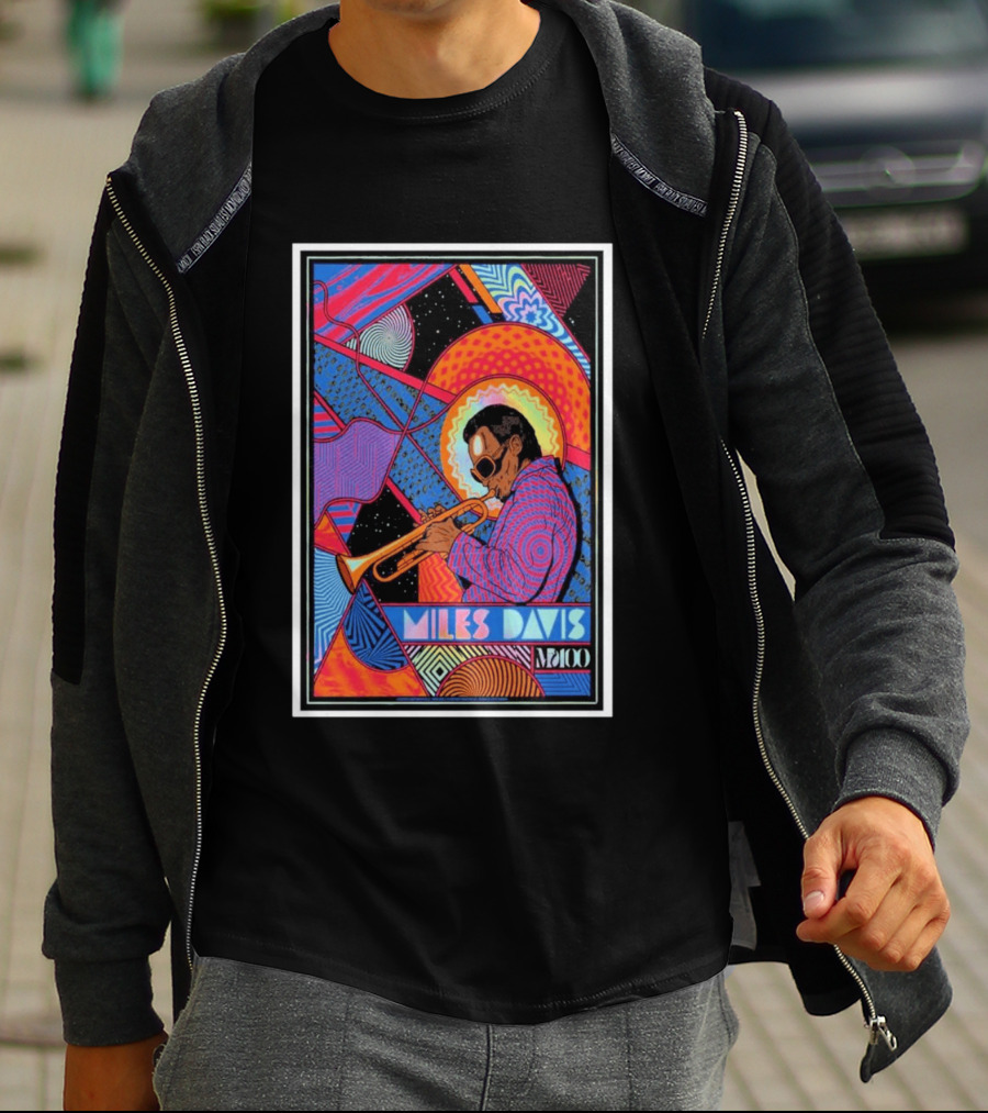 Miles Davis M100 Vibrant Foil Psychedelic Jazz Artistry Trumpet Player T-Shirt