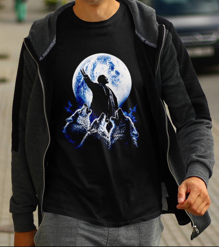 Vladimir Lenin Moon Wolves Howling Speaker T-Shirt