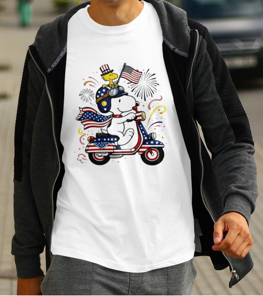 Snoopy Woodstock 250th Anniversary USA Patriotic Peanuts Celebration T-Shirt
