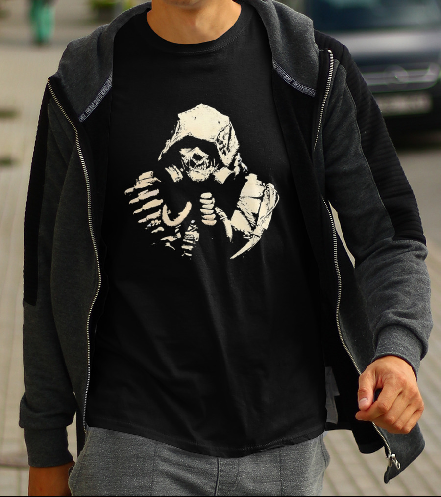 Arkham Scarecrow Gas Mask Hooded T-Shirt