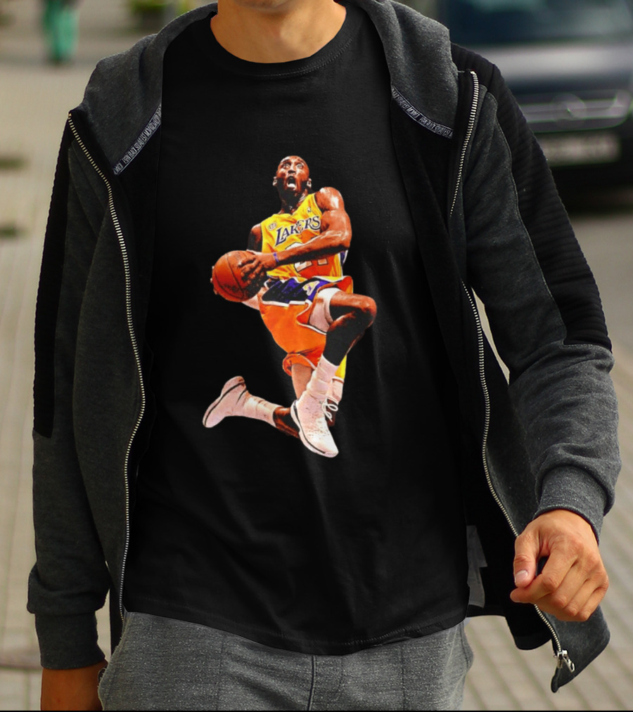 Kobe Bryant Los Angeles Lakers 24 NBA Dunk Pose Iconic Basketball Legend T-Shirt