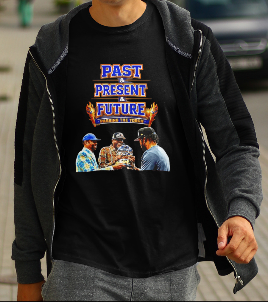 New York Knicks Past Present Future Passing The Torch Walt Frazier Patrick Ewing Jalen Brunson T-Shirt
