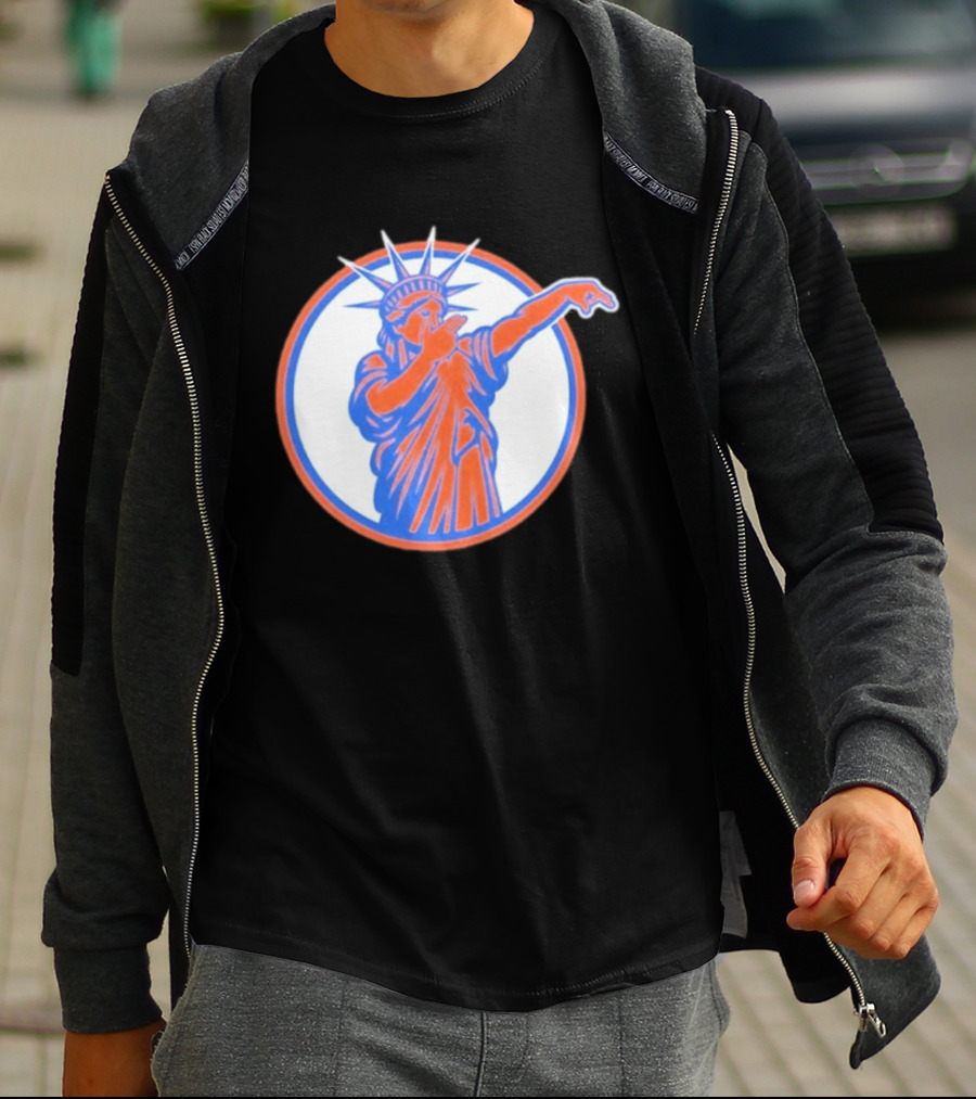 Statue Of Liber3 New York Knicks Basketball Circle T-Shirt