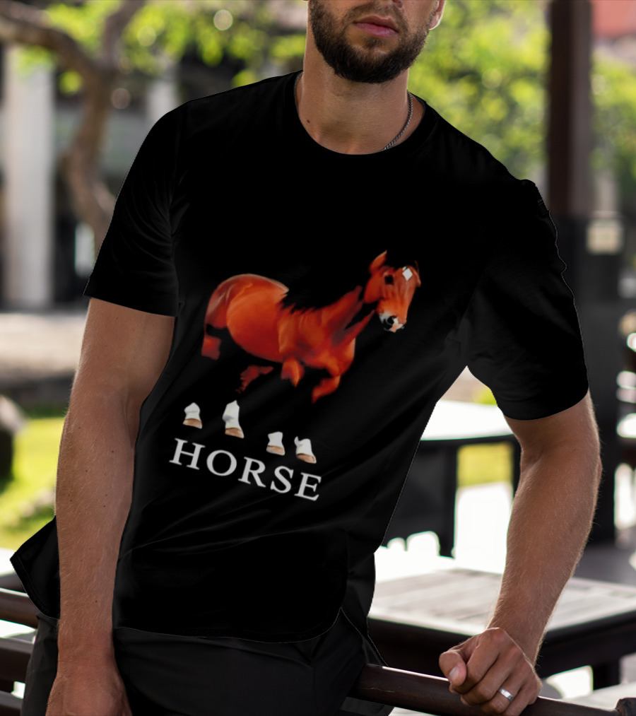 Horse Realistic Equestrian Art Style Hoof T-Shirt