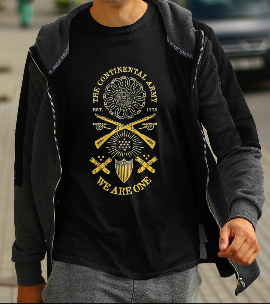 The Continental Army We Are One Muskets American Congress Est 1775 T-Shirt