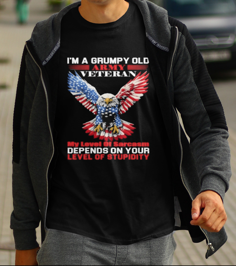 Grumpy Old Army Veteran Sarcasm Depends On Your Stupidity Patriotic Eagle T-Shirt