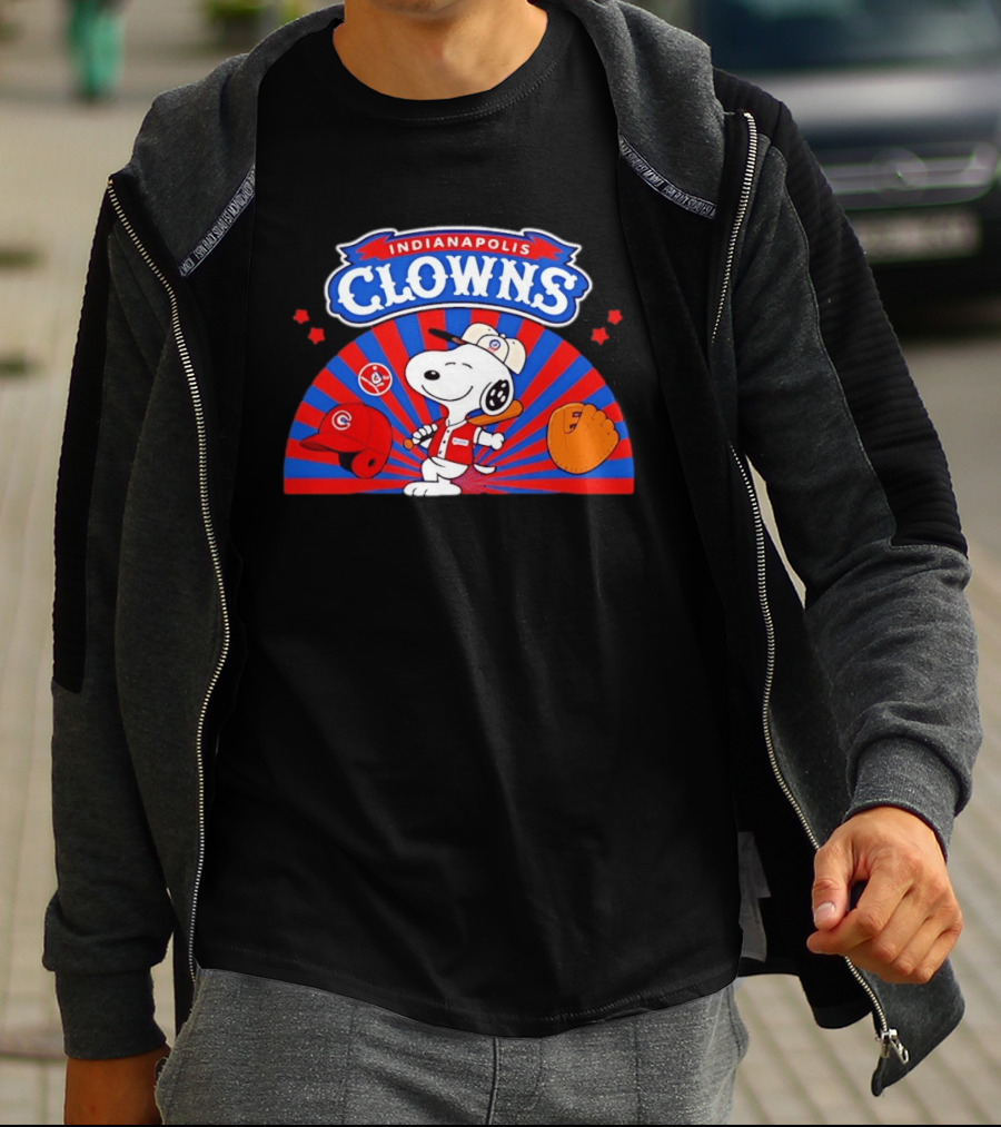 Snoopy Indianapolis Clowns Baseball Vintage Style Red Blue Peanuts Comic Strip Baseball Bat Glove Cap T-Shirt