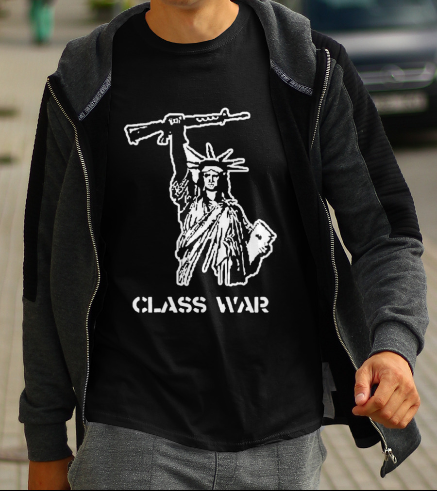 Statue Of Liberty AK 47 Class War New York USA T-Shirt