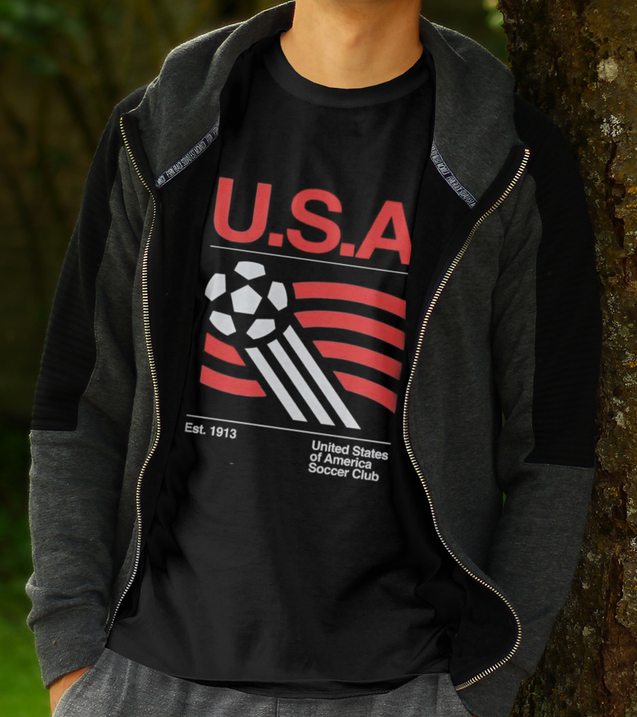 U.S.A. Est. 1913 United States Soccer Club Ball Flag T-Shirt