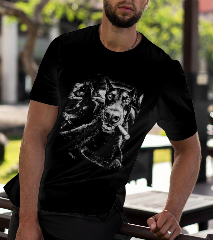 Doberman Dogs In Car Smoking Cigars Relaxing Retro Vibes T-Shirt