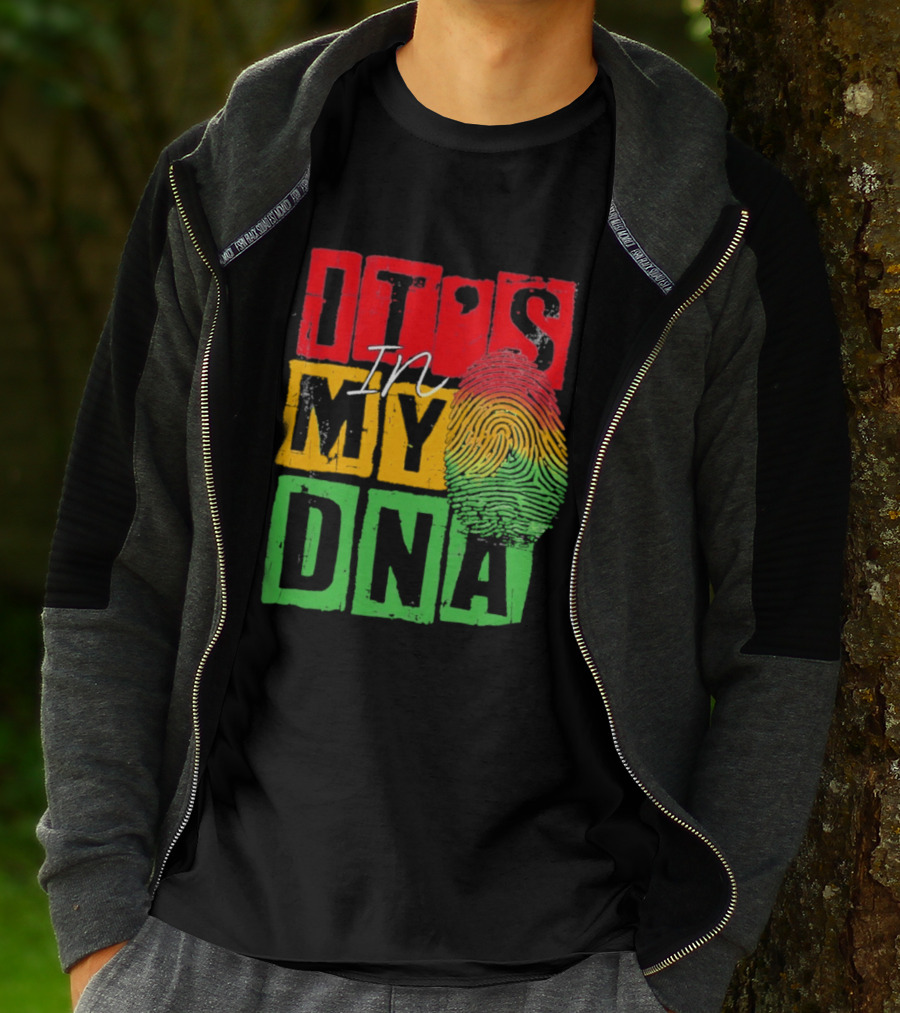 Juneteenth Black Queen It's In My DNA Fingerprint Red Yellow Green T-Shirt