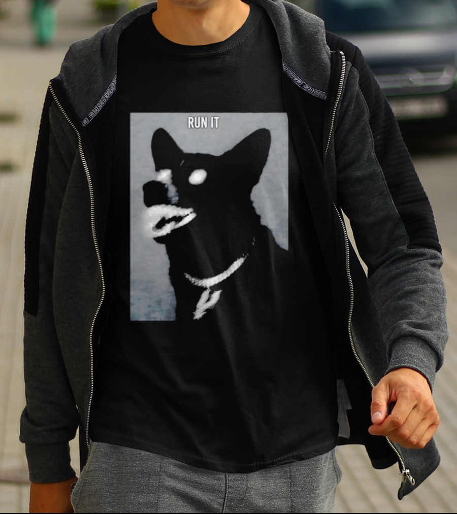 Run It Black Dog Diamond Grill Spurs Pendant T-Shirt