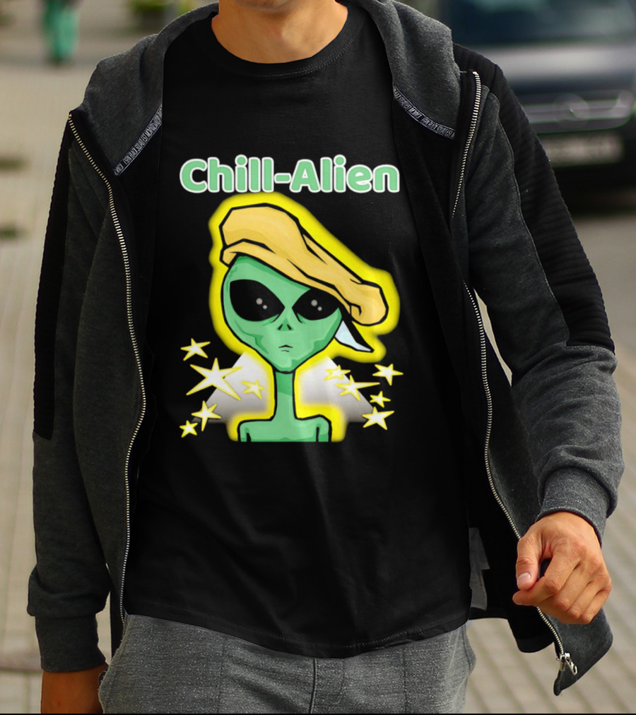 Chill Alien Beret Hat Stars Glow T-Shirt